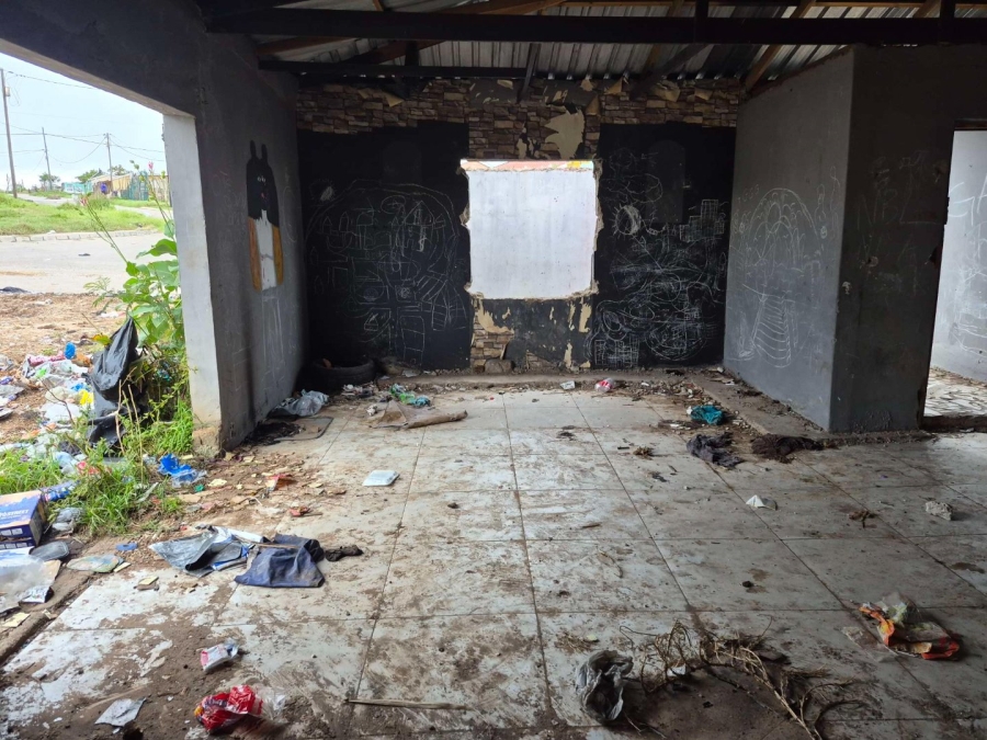 Commercial Property for Sale in Greenfields Eastern Cape